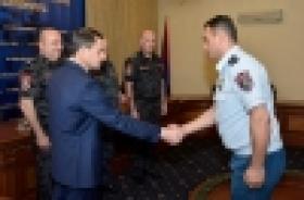 Ոստիկանության պետի հրամանով հերթական կոչումներ են շնորհվել /ՏԵՍԱՆՅՈՒԹ, ԼՈՒՍԱՆԿԱՐՆԵՐ/ Ոստիկանության պետի հրամանով հերթական կոչումներ են շնորհվել /ՏԵՍԱՆՅՈՒԹ, ԼՈՒՍԱՆԿԱՐՆԵՐ/