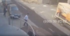 Ճանաչողներին խնդրում ենք ահազանգել 1-02 /ՏԵՍԱՆՅՈՒԹ/ Ճանաչողներին խնդրում ենք ահազանգել 1-02 /ՏԵՍԱՆՅՈՒԹ/