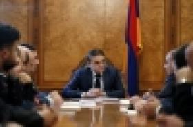 Ոստիկանության պետի գլխավորությանբ տեղի ունեցավ երթևեկության կանոնակարգման վերաբերյալ քննարկում (ՏԵՍԱՆՅՈՒԹ, ԼՈՒՍԱՆԿԱՐՆԵՐ) Ոստիկանության պետի գլխավորությանբ տեղի ունեցավ երթևեկության կանոնակարգման վերաբերյալ քննարկում (ՏԵՍԱՆՅՈՒԹ, ԼՈՒՍԱՆԿԱՐՆԵՐ)