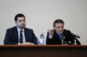 Դեկտեմբերի 5-ին Վալերիյ Օսիպյանն աշխատանքային այցով մեկնել է Արմավիրի մարզ  (ՏԵՍԱՆՅՈՒԹ, ԼՈՒՍԱՆԿԱՐՆԵՐ) Դեկտեմբերի 5-ին Վալերիյ Օսիպյանն աշխատանքային այցով մեկնել է Արմավիրի մարզ  (ՏԵՍԱՆՅՈՒԹ, ԼՈՒՍԱՆԿԱՐՆԵՐ)