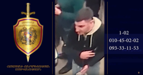 Լուսանկարում պատկերված անձը կասկածվում է ուրիշի առողջությանը ծանր մարմնական վնասվածք պատճառելու մեջ Լուսանկարում պատկերված անձը կասկածվում է ուրիշի առողջությանը ծանր մարմնական վնասվածք պատճառելու մեջ