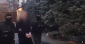 Ինքնամաքրման գործընթացը շարունակվում է․ ՃՈ հետաքննիչը կաշառք ստանալուց հետո բերման է ենթարկվել (ՏԵՍԱՆՅՈՒԹ) Ինքնամաքրման գործընթացը շարունակվում է․ ՃՈ հետաքննիչը կաշառք ստանալուց հետո բերման է ենթարկվել (ՏԵՍԱՆՅՈՒԹ)