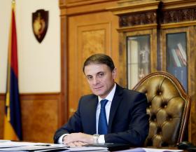 ՀՀ ոստիկանության պետի ուղերձը շրջանավարտներին (ՏԵՍԱՆՅՈՒԹ) ՀՀ ոստիկանության պետի ուղերձը շրջանավարտներին (ՏԵՍԱՆՅՈՒԹ)