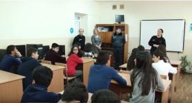 Ինչո՞ւ է երեխան դանակով գնում դպրոց․ ոստիկանության աշխատանքը հիմնախնդրի ուղղությամբ Ինչո՞ւ է երեխան դանակով գնում դպրոց․ ոստիկանության աշխատանքը հիմնախնդրի ուղղությամբ