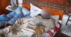 Գյումրիում ծեծի հետևանքով կին է մահացել, աղջիկը հիվանդանոցում է․Մուշի ոստիկանների բացահայտումը Գյումրիում ծեծի հետևանքով կին է մահացել, աղջիկը հիվանդանոցում է․Մուշի ոստիկանների բացահայտումը