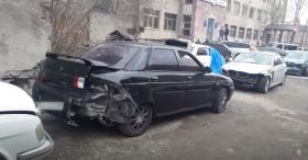 Արտաշատի ոստիկանները մեքենաներից կատարված գողություններ են բացահայտել Արտաշատի ոստիկանները մեքենաներից կատարված գողություններ են բացահայտել