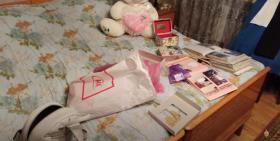 Տաշիր քաղաքի մի բնակարանից ոսկեղեն են հափշտակել․ տեղի ոստիկանները բացահայտել են գողությունը Տաշիր քաղաքի մի բնակարանից ոսկեղեն են հափշտակել․ տեղի ոստիկանները բացահայտել են գողությունը