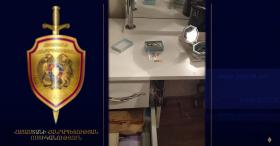 Տնից զարդերը գողացել էր տանտիրուհու որդու ընկերուհին․ Մասիսի ոստիկանների բացահայտումը Տնից զարդերը գողացել էր տանտիրուհու որդու ընկերուհին․ Մասիսի ոստիկանների բացահայտումը