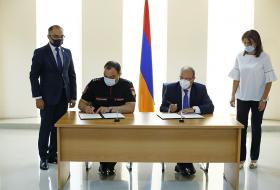 Между полицией и академией юстиции подписан меморандум о взаимопонимании Между полицией и академией юстиции подписан меморандум о взаимопонимании