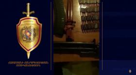 Սյունիքի ոստիկանները Արցախից բերված «Կալաշնիկովի» գնդացիր ու մի քանի հարյուր փամփուշտ են հայտնաբերել Սյունիքի ոստիկանները Արցախից բերված «Կալաշնիկովի» գնդացիր ու մի քանի հարյուր փամփուշտ են հայտնաբերել