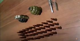 Վարդենիսի ոստիկանները Արցախից բերված զենք-զինամթերք են հայտնաբերել Վարդենիսի ոստիկանները Արցախից բերված զենք-զինամթերք են հայտնաբերել