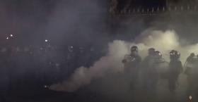 Ոստիկանները բռնել են ծխագլան նետած տղամարդուն ու բերման ենթարկել Արաբկիրի բաժին Ոստիկանները բռնել են ծխագլան նետած տղամարդուն ու բերման ենթարկել Արաբկիրի բաժին