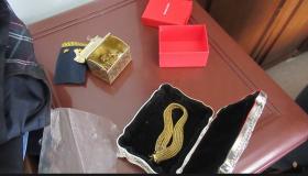 Տնից ոսկեղենը գողացողը տուժողի ազգականն էր․ Կումայրիի քրեական հետախույզների բացահայտումը Տնից ոսկեղենը գողացողը տուժողի ազգականն էր․ Կումայրիի քրեական հետախույզների բացահայտումը