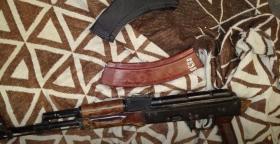 Ոստիկանության ծառայողները կրկին հայտնաբերել են ապօրինի ինքնաձիգ ու զինամթերք Ոստիկանության ծառայողները կրկին հայտնաբերել են ապօրինի ինքնաձիգ ու զինամթերք