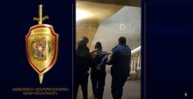 Արտաշատի ոստիկանները բնակարանագողին բռնեցին հենց դեպքի վայրում․ 64-ամյա տղամարդը ձերբակալվել է Արտաշատի ոստիկանները բնակարանագողին բռնեցին հենց դեպքի վայրում․ 64-ամյա տղամարդը ձերբակալվել է