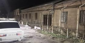 Ծեծկռտուք և դանակահարություն Էջմիածնում․ տուժողները հայր ու որդի են․ դանակահարողը ձերբակալվել է Ծեծկռտուք և դանակահարություն Էջմիածնում․ տուժողները հայր ու որդի են․ դանակահարողը ձերբակալվել է