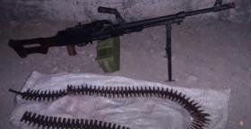 Քաղաքացիները ոստիկանության բաժիններում «Կալաշնիկովի» գնդացիր, ինքնաձիգ և այլ հրազեններ են հանձնել Քաղաքացիները ոստիկանության բաժիններում «Կալաշնիկովի» գնդացիր, ինքնաձիգ և այլ հրազեններ են հանձնել