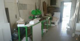 Կահույքի արտադրամասից և մթերային խանութից գողություն էր արել Կահույքի արտադրամասից և մթերային խանութից գողություն էր արել