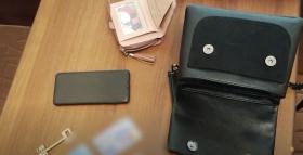 Բազումի բաժնի ոստիկաններն անձնական ունեցվածքի գողության դեպքեր են բացահայտել Բազումի բաժնի ոստիկաններն անձնական ունեցվածքի գողության դեպքեր են բացահայտել