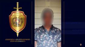 Կողային հայելիներ գողանալուց հետո ոստիկանության ծառայողները բռնել էին Կողային հայելիներ գողանալուց հետո ոստիկանության ծառայողները բռնել էին