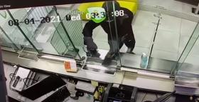 Վարկային կազմակերպության Իջևանի մասնաճյուղում կատարված ավազակությունը ոստիկանները բացահայտել են Վարկային կազմակերպության Իջևանի մասնաճյուղում կատարված ավազակությունը ոստիկանները բացահայտել են