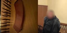 Արաբկիրի քրեական հետախույզները հայտնաբերեցին սպանության փորձերի մեղադրանքով հետախուզվողին ու «Կալաշնիկովը» Արաբկիրի քրեական հետախույզները հայտնաբերեցին սպանության փորձերի մեղադրանքով հետախուզվողին ու «Կալաշնիկովը»