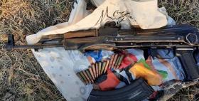 Մի խումբ անձինք ոստիկանության բաժիններում ապօրինի զենք-զինամթերք են կամավոր հանձնել Մի խումբ անձինք ոստիկանության բաժիններում ապօրինի զենք-զինամթերք են կամավոր հանձնել