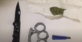 Մետրոպոլիտենի պահպանության բաժին բերման ենթարկվածի մոտ թմրանյութ, կռփազենք ու դանակ կար Մետրոպոլիտենի պահպանության բաժին բերման ենթարկվածի մոտ թմրանյութ, կռփազենք ու դանակ կար