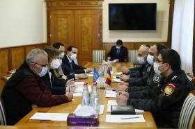 Ոստիկանության պետն ընդունել է Հայաստանում ՄԱԿ-ի զարգացման ծրագրի մշտական ներկայացուցչին Ոստիկանության պետն ընդունել է Հայաստանում ՄԱԿ-ի զարգացման ծրագրի մշտական ներկայացուցչին