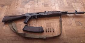 Մի խումբ անձինք ոստիկանության բաժիններում ապօրինի զենք-զինամթերք են հանձնել Մի խումբ անձինք ոստիկանության բաժիններում ապօրինի զենք-զինամթերք են հանձնել