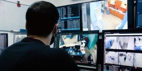 Պարեկները դեպքից րոպեներ անց բռնել են «Հայփոստ»-ի մասնաճյուղից գողություն կատարած անձին  Պարեկները դեպքից րոպեներ անց բռնել են «Հայփոստ»-ի մասնաճյուղից գողություն կատարած անձին