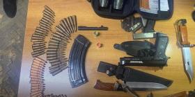 Քրեական ոստիկանության գլխավոր վարչության ծառայողները ապօրինի զենք-ռազմամթերք են հայտնաբերել Քրեական ոստիկանության գլխավոր վարչության ծառայողները ապօրինի զենք-ռազմամթերք են հայտնաբերել