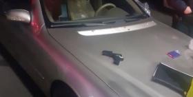 Պարեկների կողմից Էրեբունու բաժին բերման ենթարկվածների մեքենայում թմրամիջոց կար Պարեկների կողմից Էրեբունու բաժին բերման ենթարկվածների մեքենայում թմրամիջոց կար