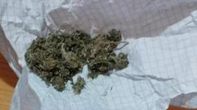 Բերման ենթարկվածի մեքենայում մարիխուանա է հայտնաբերվել Բերման ենթարկվածի մեքենայում մարիխուանա է հայտնաբերվել