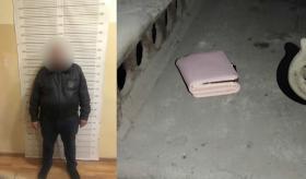 Երևան քաղաքի վարչության քրեական հետախույզները բացահայտել են գրպանահատության 2 դեպք Երևան քաղաքի վարչության քրեական հետախույզները բացահայտել են գրպանահատության 2 դեպք