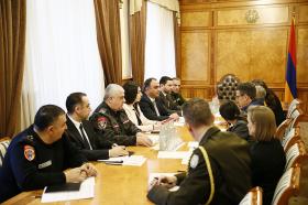 ՀՀ ներքին գործերի նախարարն ընդունել է ՀՀ-ում Եվրամիության և ԱՄՆ դեսպանատան պատվիրակություններին ՀՀ ներքին գործերի նախարարն ընդունել է ՀՀ-ում Եվրամիության և ԱՄՆ դեսպանատան պատվիրակություններին