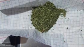 Արտաշատի ոստիկանները բացահայտել են ապօրինի թմրանյութ պահելու և օգտագործելու հերթական դեպքը Արտաշատի ոստիկանները բացահայտել են ապօրինի թմրանյութ պահելու և օգտագործելու հերթական դեպքը