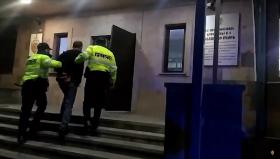 Ոչ սթափ վարորդի մոտ ատրճանակներ ու փամփուշտներ են հայտնաբերվել Ոչ սթափ վարորդի մոտ ատրճանակներ ու փամփուշտներ են հայտնաբերվել