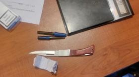 Կոտայքի մարզի պարեկները ապօրինի թմրաշրջանառության դեպքեր են բացահայտել Կոտայքի մարզի պարեկները ապօրինի թմրաշրջանառության դեպքեր են բացահայտել