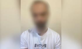 Արաբկիրի քրեական հետախույզները ձերբակալել են թմրամիջոցով փաթեթներ տեղադրող երիտասարդի