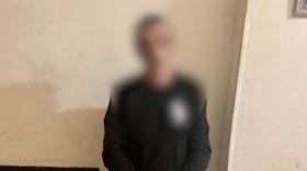 Մտել էր բաց դռնով, գողացել հեռախոս ու դրամապանակ․ Մաշտոցի ոստիկանների բացահայտումը Մտել էր բաց դռնով, գողացել հեռախոս ու դրամապանակ․ Մաշտոցի ոստիկանների բացահայտումը