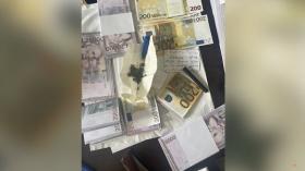 Արագածոտնի պարեկները ապօրինի թմրամիջոց են հայտնաբերել Արագածոտնի պարեկները ապօրինի թմրամիջոց են հայտնաբերել