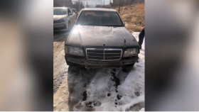 Գողացված, ապա կրկնակի վաճառված մեքենան հայտնաբերվել է. կան ձերբակալվածներ Գողացված, ապա կրկնակի վաճառված մեքենան հայտնաբերվել է. կան ձերբակալվածներ