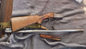 Ստուգայցի ժամանակ ննջասենյակում ապօրինի հրազեն է հայտնաբերվել Ստուգայցի ժամանակ ննջասենյակում ապօրինի հրազեն է հայտնաբերվել