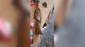 Աշտարակցի տղամարդու տանը հայտնաբերվել են հրազեն և փամփուշտներ Աշտարակցի տղամարդու տանը հայտնաբերվել են հրազեն և փամփուշտներ