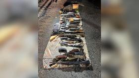 Քաղաքացին Նորավան գյուղի գերեզմանատան ճանապարհին մեծ քանակությամբ զենք-զինամթերք էր թողել Քաղաքացին Նորավան գյուղի գերեզմանատան ճանապարհին մեծ քանակությամբ զենք-զինամթերք էր թողել