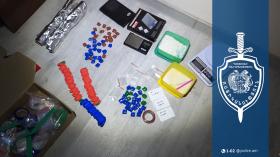 Օտարերկրացի կինը ներմուծում և իրացնում էր թմրամիջոցներ. ՔՈԳՎ բացահայտումը  Օտարերկրացի կինը ներմուծում և իրացնում էր թմրամիջոցներ. ՔՈԳՎ բացահայտումը