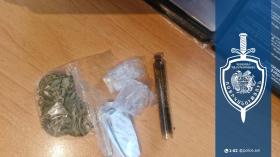 Երիտասարդի անձնական խուզարկությամբ թմրամիջոց է հայտնաբերվել Երիտասարդի անձնական խուզարկությամբ թմրամիջոց է հայտնաբերվել