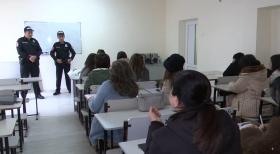 Սյունիքի պարեկները՝ ծառայության առավելությունների ու մարտահրավերների, ինչպես նաև ընդունելության կարգի մասին․ հանդիպում ուսանողների հետ Սյունիքի պարեկները՝ ծառայության առավելությունների ու մարտահրավերների, ինչպես նաև ընդունելության կարգի մասին․ հանդիպում ուսանողների հետ